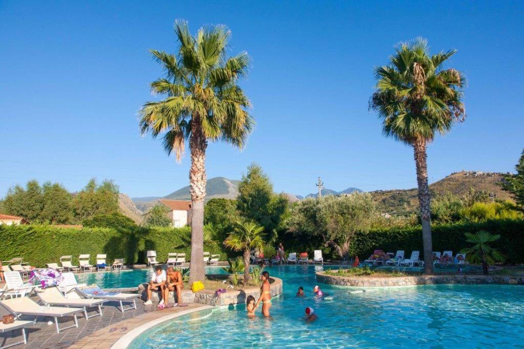 Villaggio Holiday Beach Diamante Exteriör bild